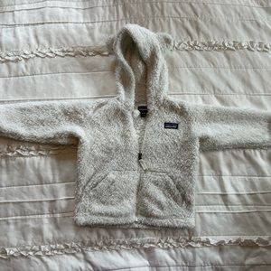 White Patagonia fuzzy toddler jacket